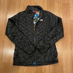 Light weight North Face coat